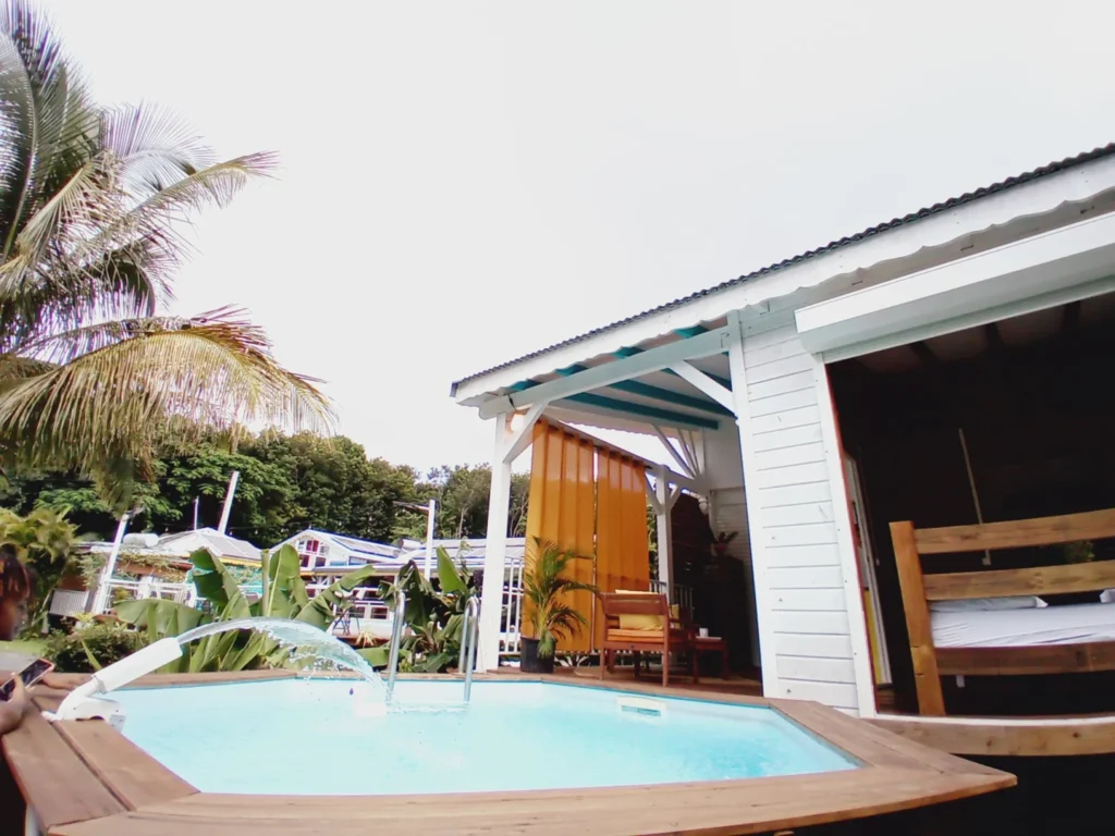 Piscine privative du Rayon Jaune Les Hauts de Bornave Guadeloupe