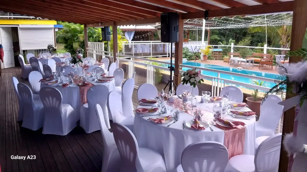 Salle de réception mariage Les hauts de Bornave Deshaies Guadeloupe